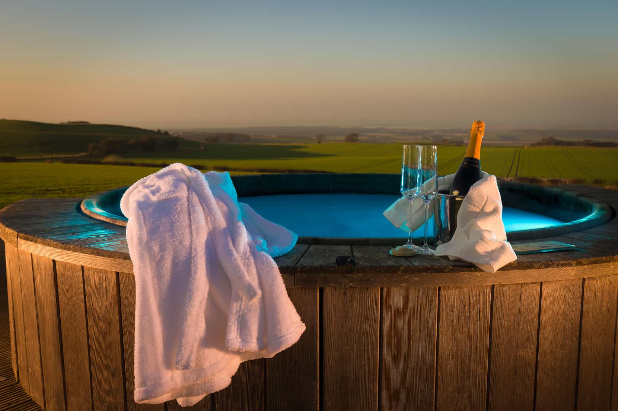 Garleton_Lodge_EastLothain_hot-tub